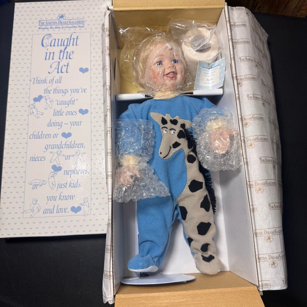 vintage ASHTON DRAKE 1992 GALLERIES PORCELAIN DOLL "CATCH ME IF YOU CAN!" NEW